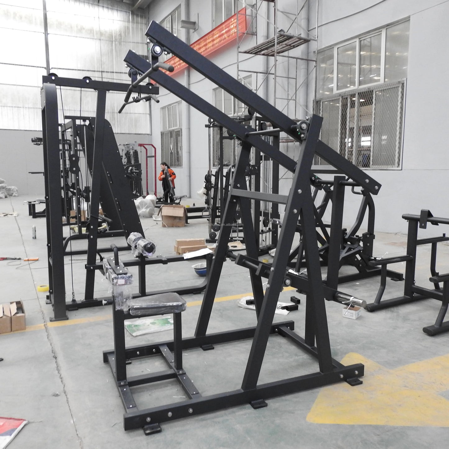 Gym Fitness Equipment for Commercial Use Body Building Strength Training Plated Loaded Lat Pulldown Machine