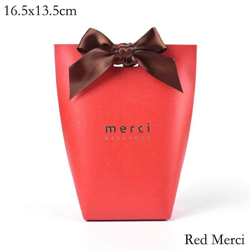 50pcs White Kraft Black Paper Bag Bronzing French "Merci" Thank You Gift Box Package Wedding Party Favor Candy Bags With Ribbon