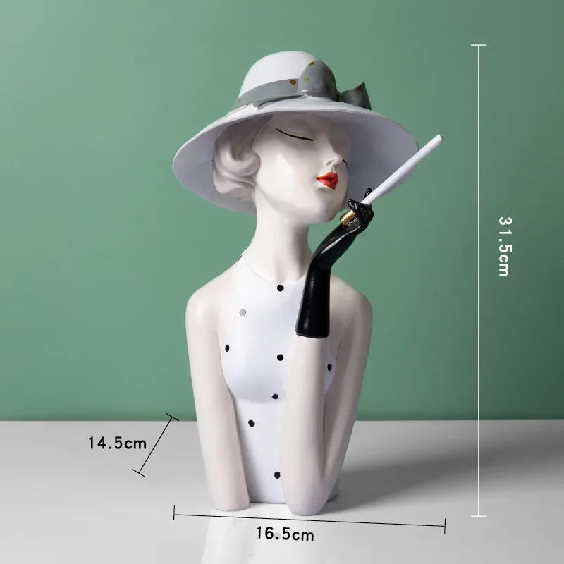 Light Luxury Girl High-Level Sense Ornaments, Living Room Decor, TV Cabinet Desktop, Statue, Shop Window Decor, Crafts, Gift